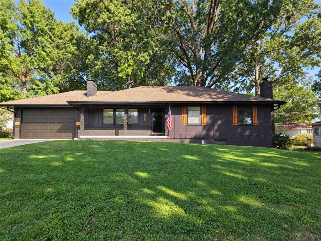 7725 Crescent Avenue — photo 1