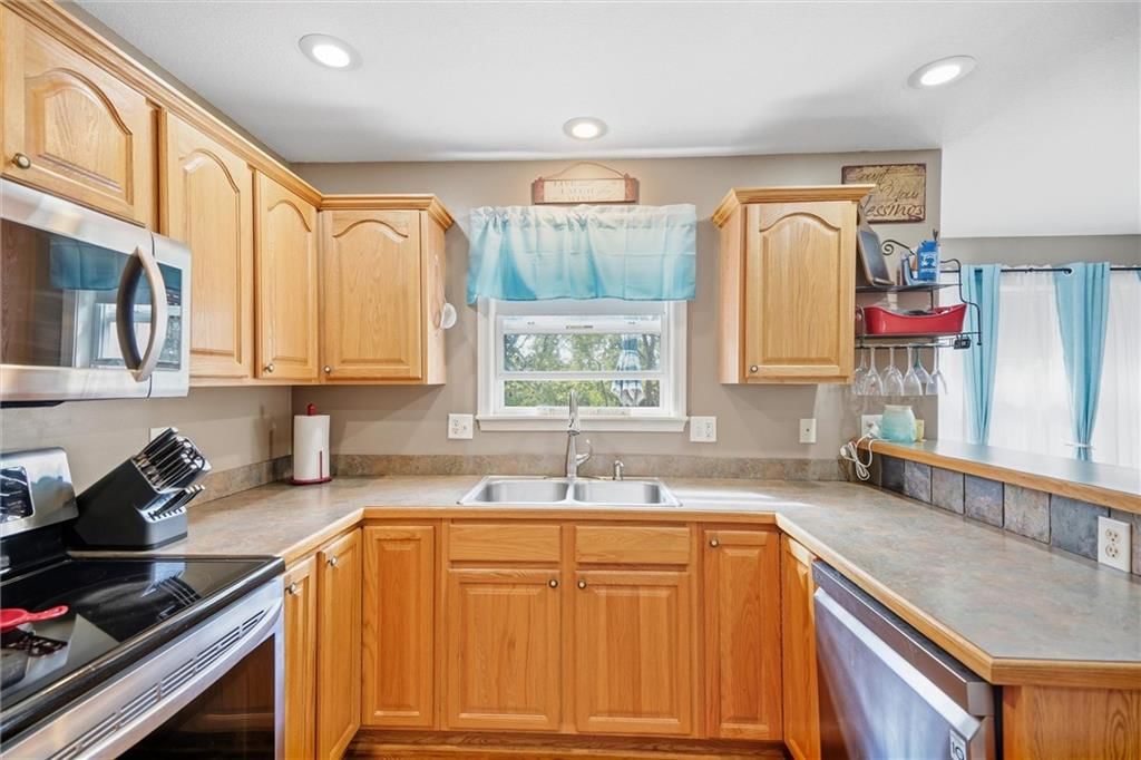509 FAIRWAY Road — photo 7