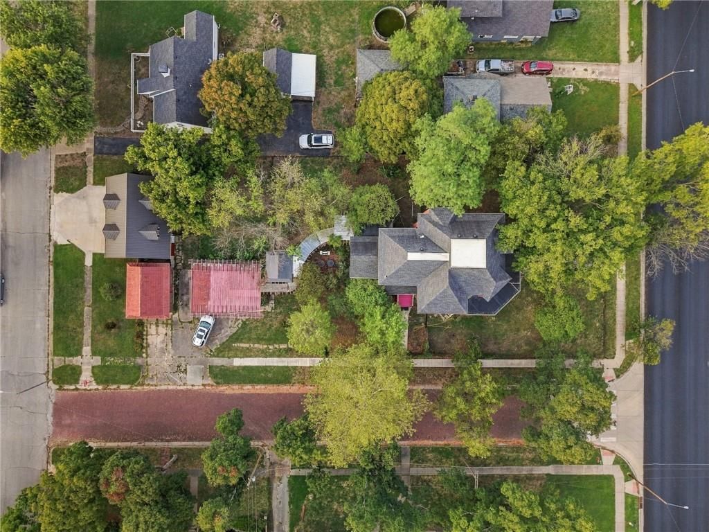 924 S National Avenue — photo 49