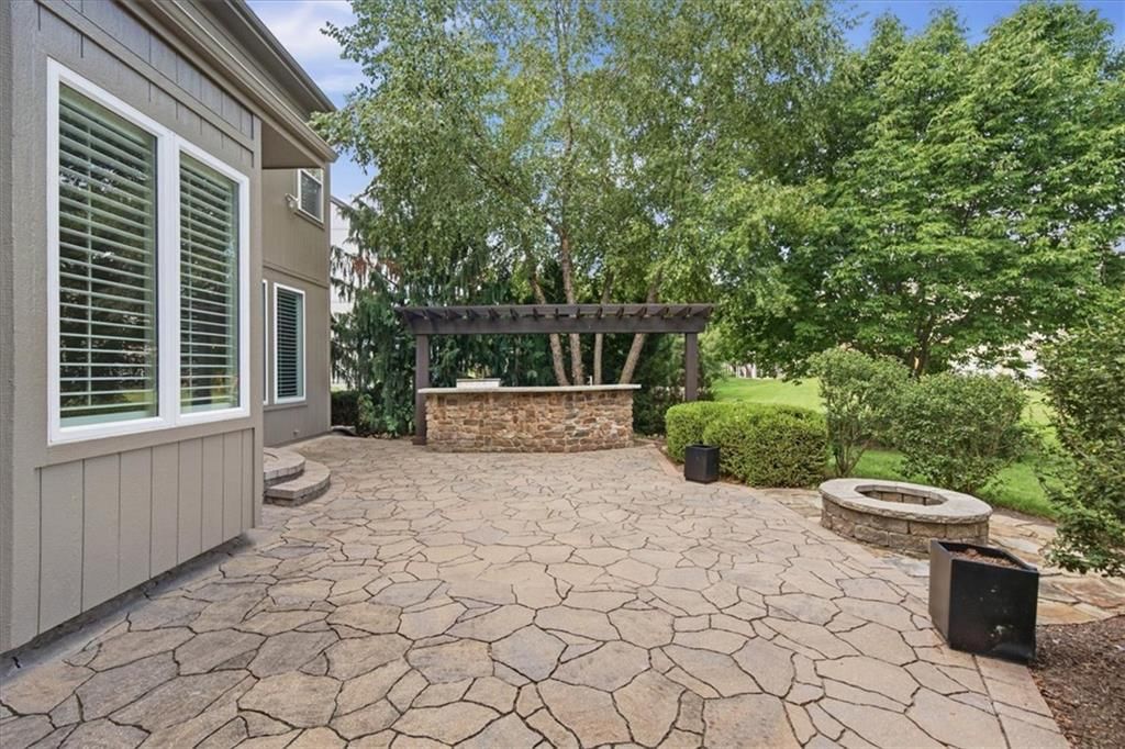 7310 W 145th Terrace — photo 37