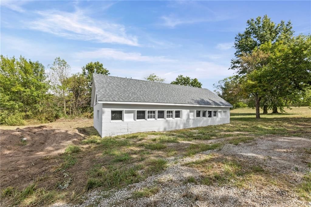 10240 NW State Route 18 Highway — photo 32