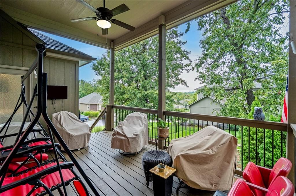 801 SE Pine Court — photo 11