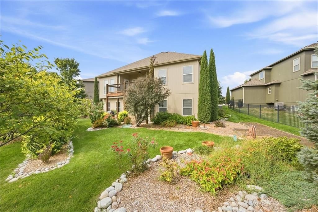16367 S Heatherwood Street — photo 33