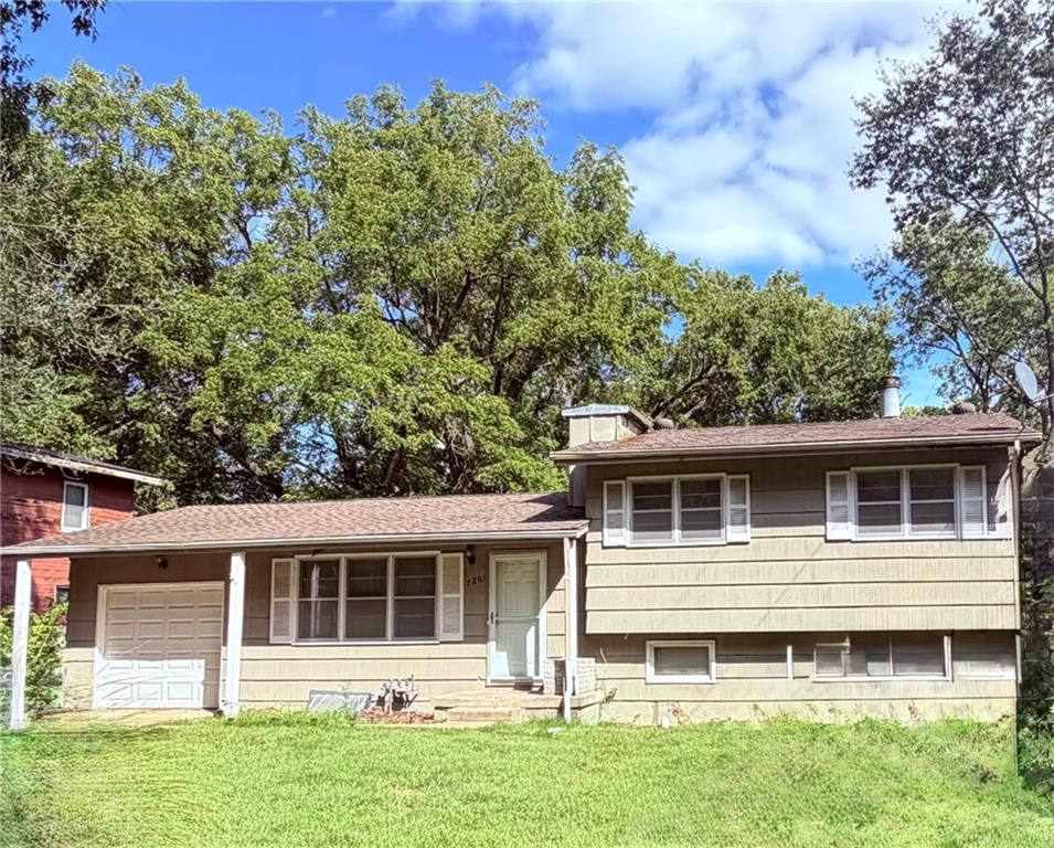 7201 NW Winter Avenue — photo 2