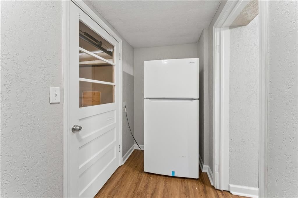 Photo 27 of 39 - 5304 Maywood Avenue, Raytown, MO 64133