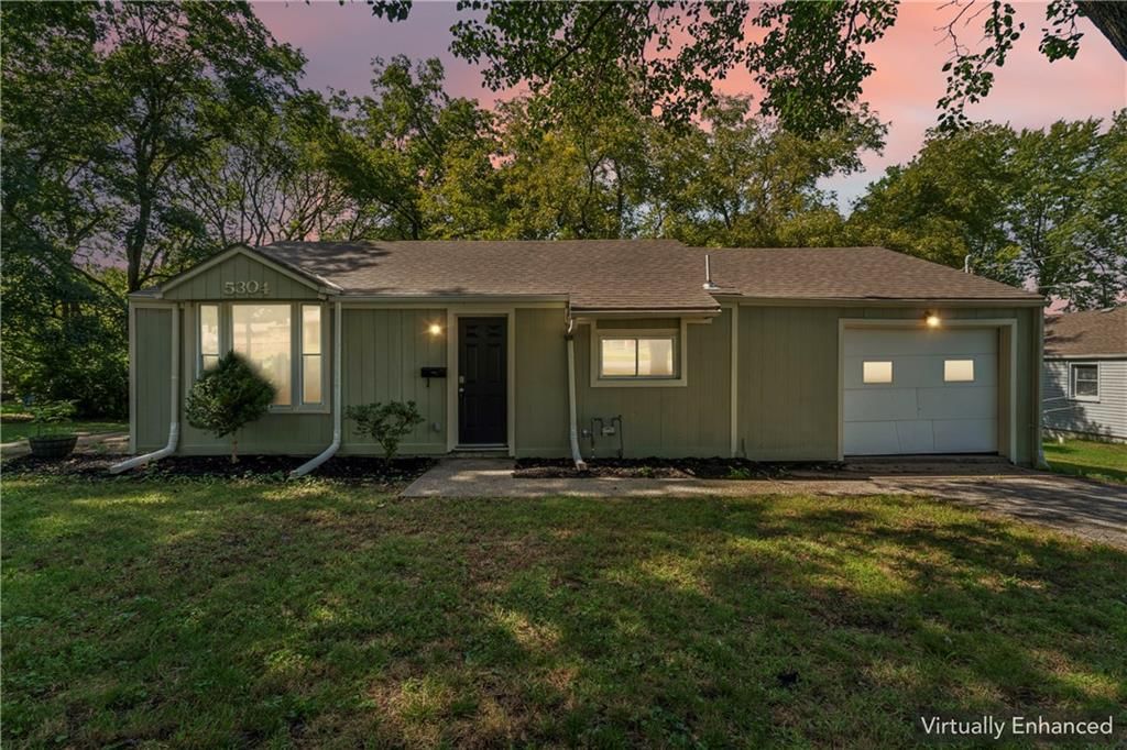Photo 39 of 39 - 5304 Maywood Avenue, Raytown, MO 64133