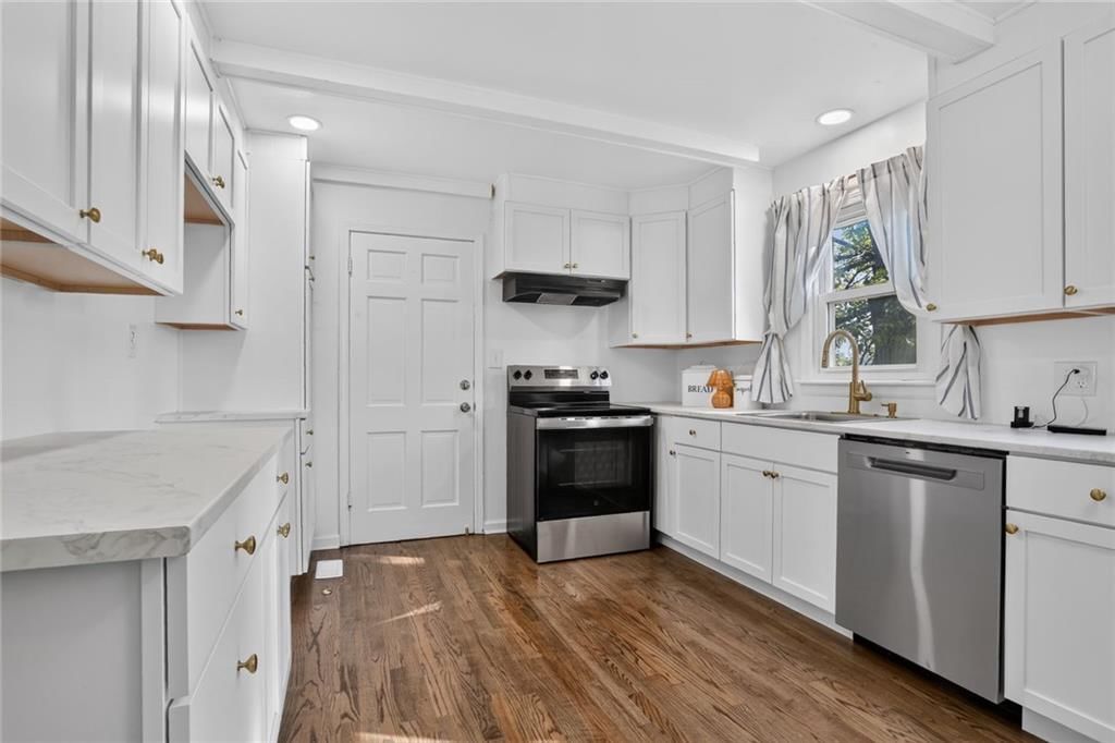 312 S CHESTER Terrace — photo 7