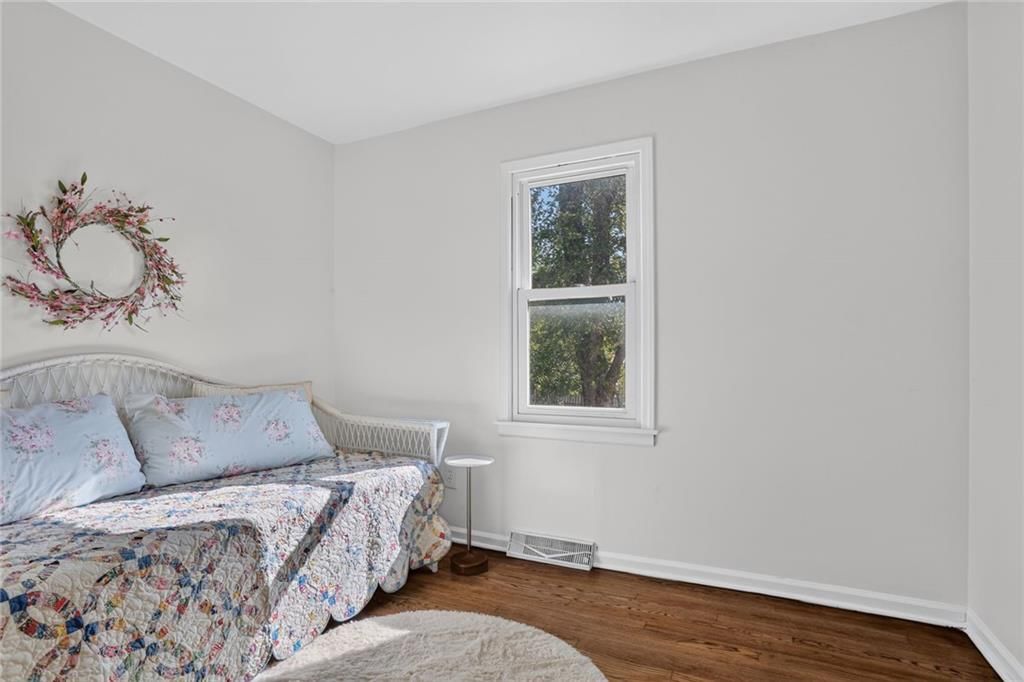 312 S CHESTER Terrace — photo 15