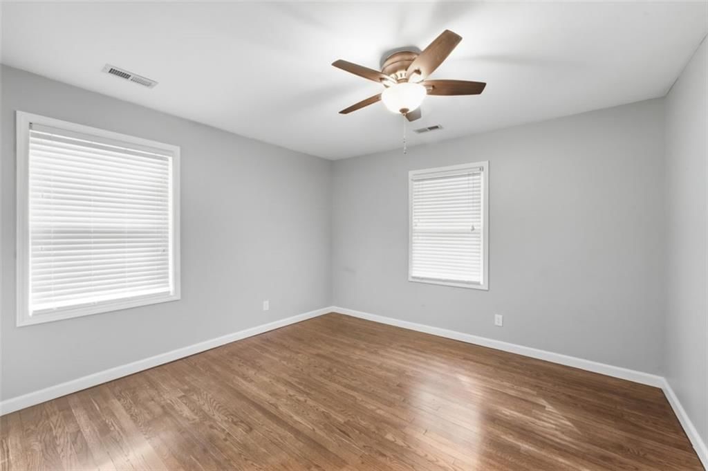8549 Wornall Road — photo 14
