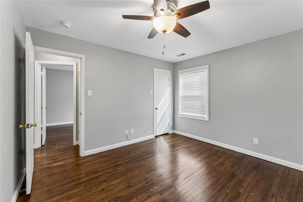 8549 Wornall Road — photo 16