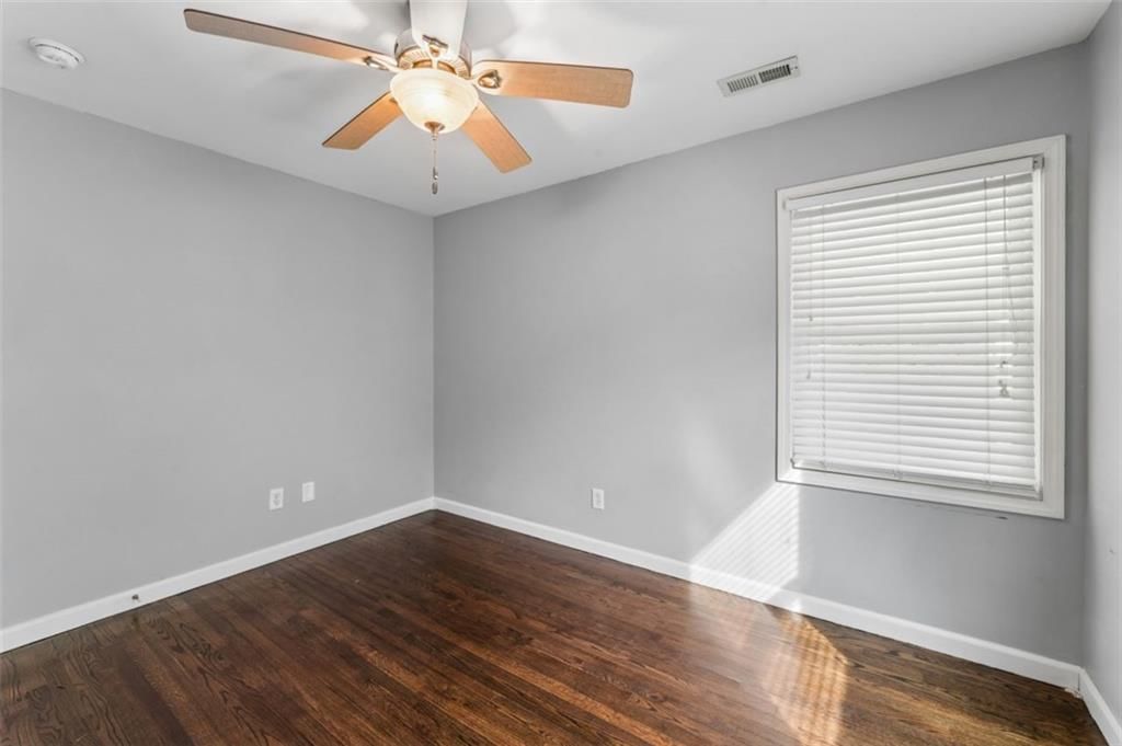 8549 Wornall Road — photo 19