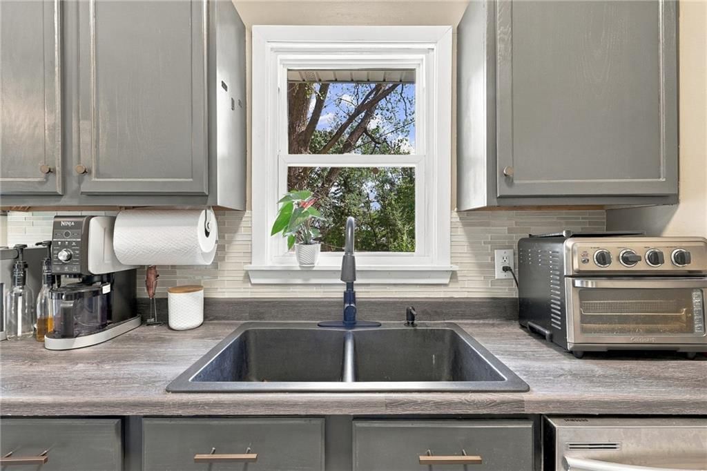 6313 N Wabash Avenue — photo 19