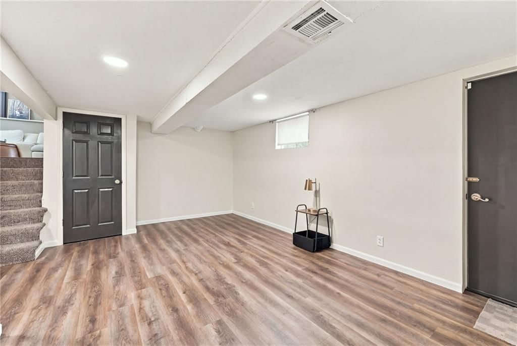 6313 N Wabash Avenue — photo 33