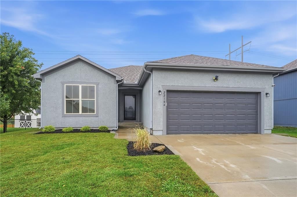 22104 CRYSTAL Avenue, Peculiar, MO