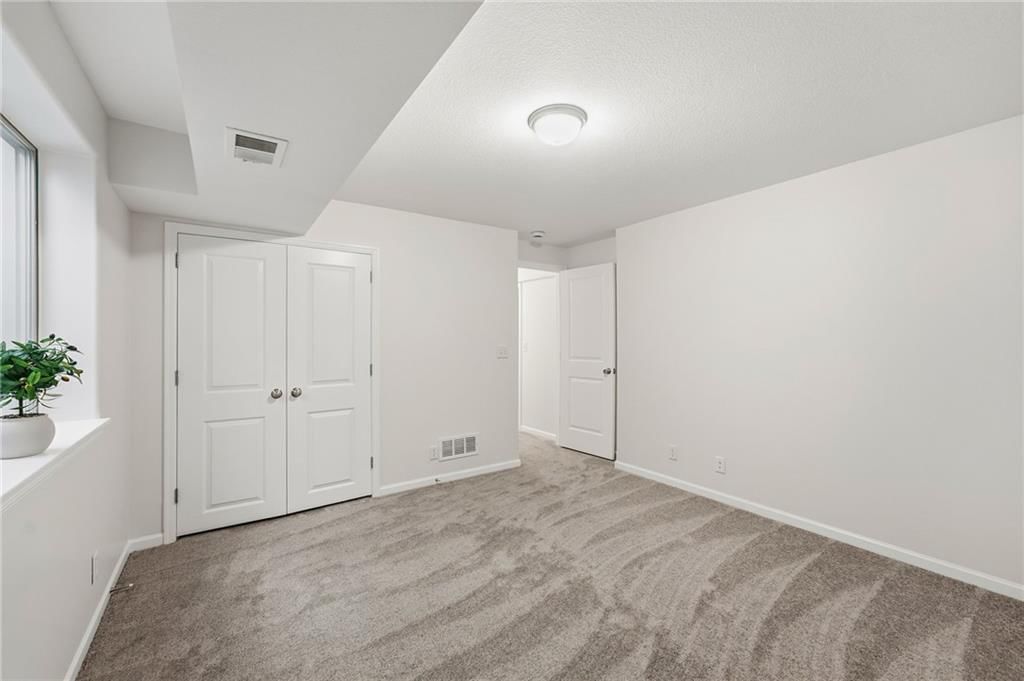 Photo 29 of 40 - 22104 CRYSTAL Avenue, Peculiar, MO 64078