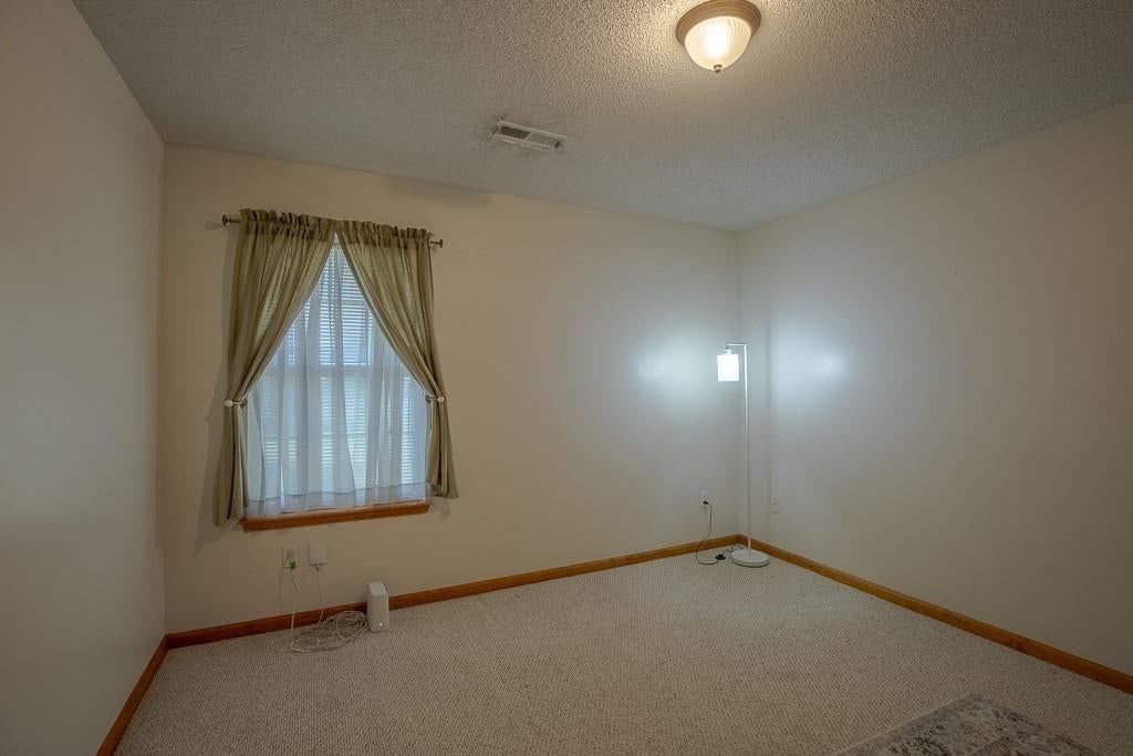 SW Blue Branch Drive — photo 20