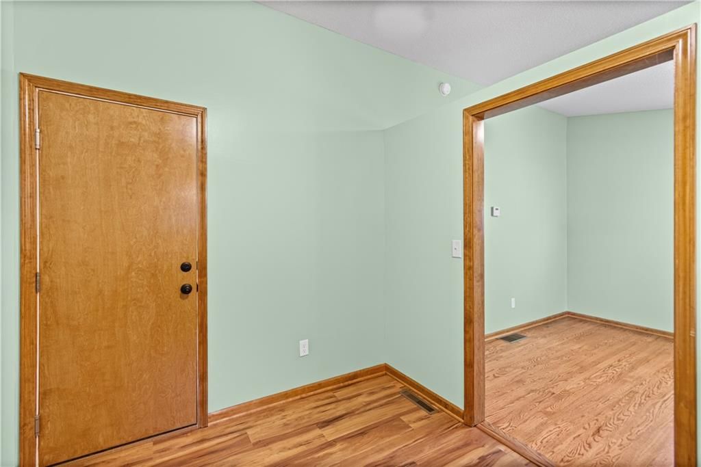 Photo 11 of 34 - 2429 2431 S Harvard Avenue, Independence, MO 64052