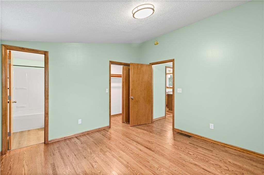 Photo 26 of 34 - 2429 2431 S Harvard Avenue, Independence, MO 64052