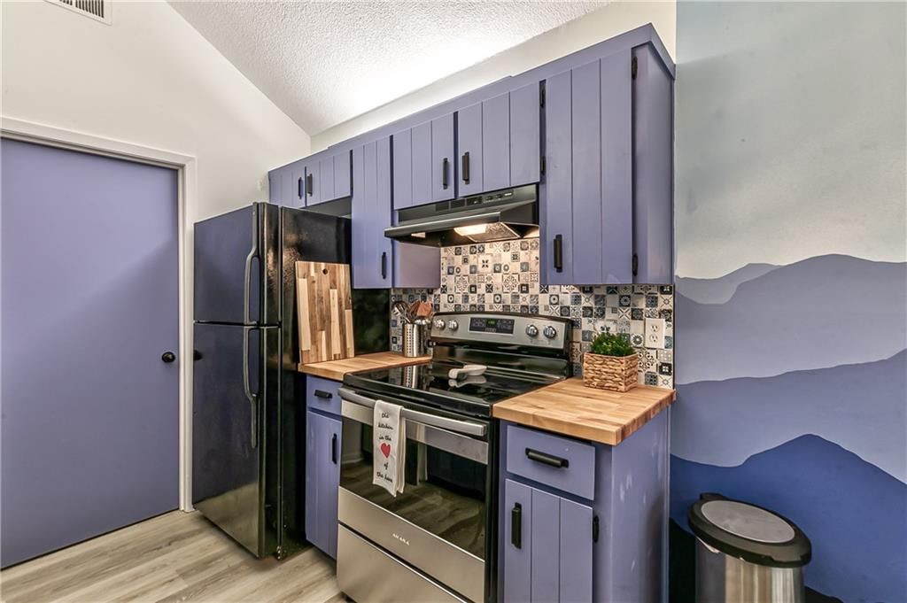 8106 Monrovia Street — photo 18