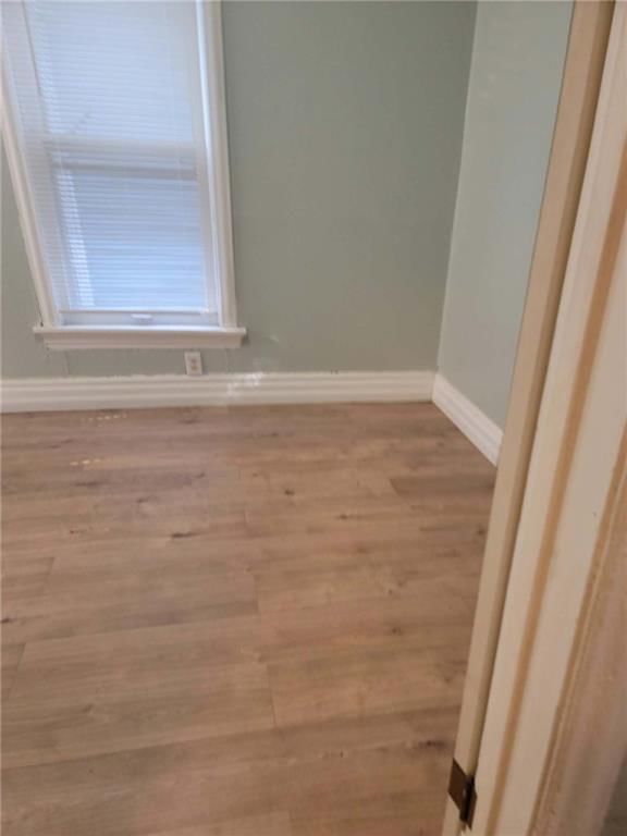 220 N ELMWOOD Avenue — photo 17