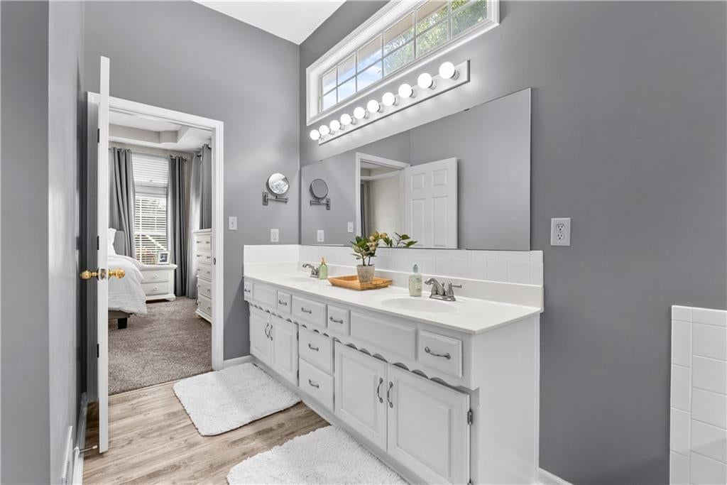 317 SW Bridlewood Court — photo 17