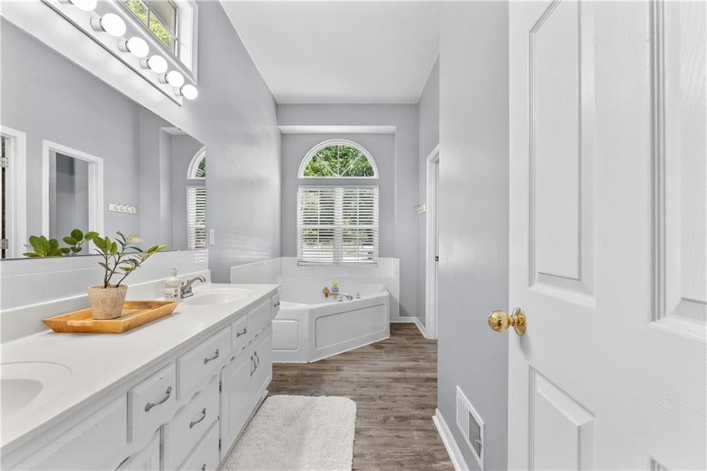 317 SW Bridlewood Court — photo 21