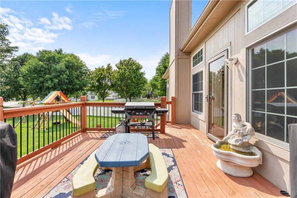 317 SW Bridlewood Court — photo 36