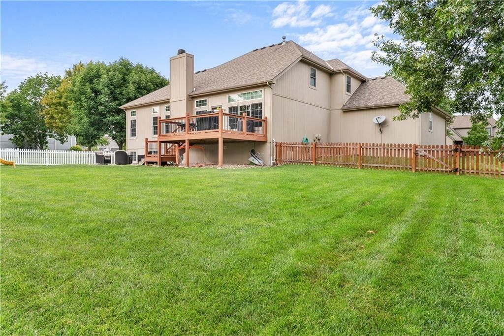 317 SW Bridlewood Court — photo 38