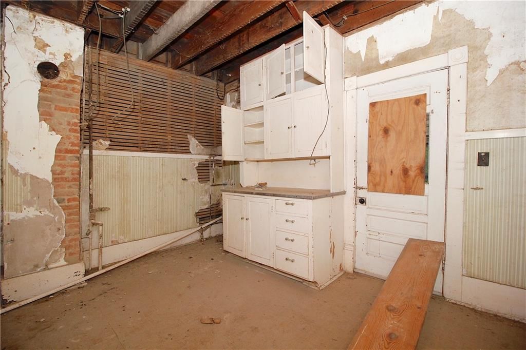 204 S Elm Street — photo 21