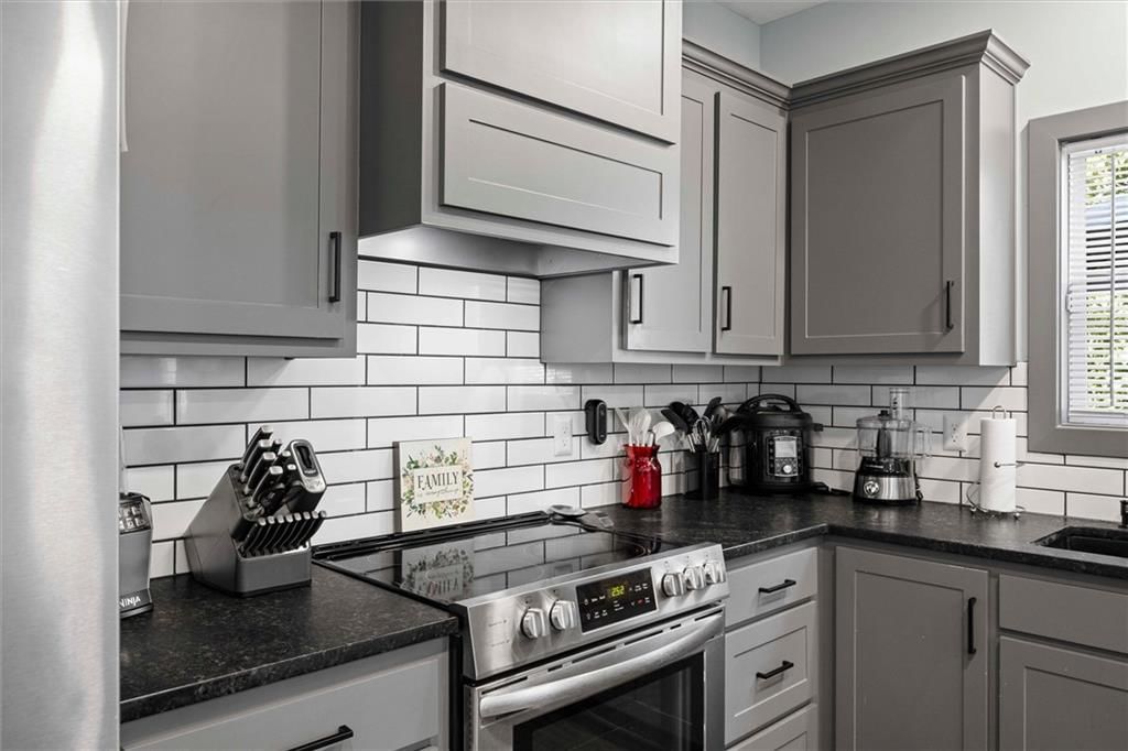 3202 Junction Drive — photo 8