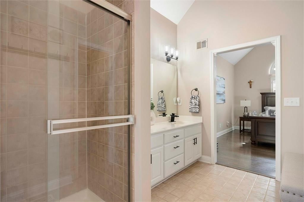 3202 Junction Drive — photo 19