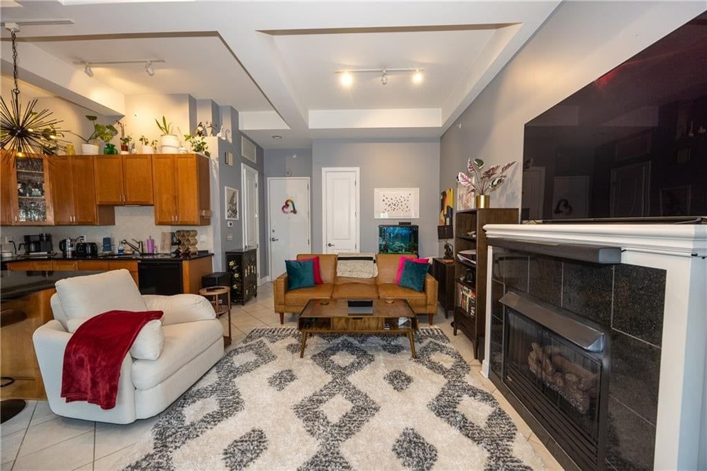 1101 Walnut Street — photo 11