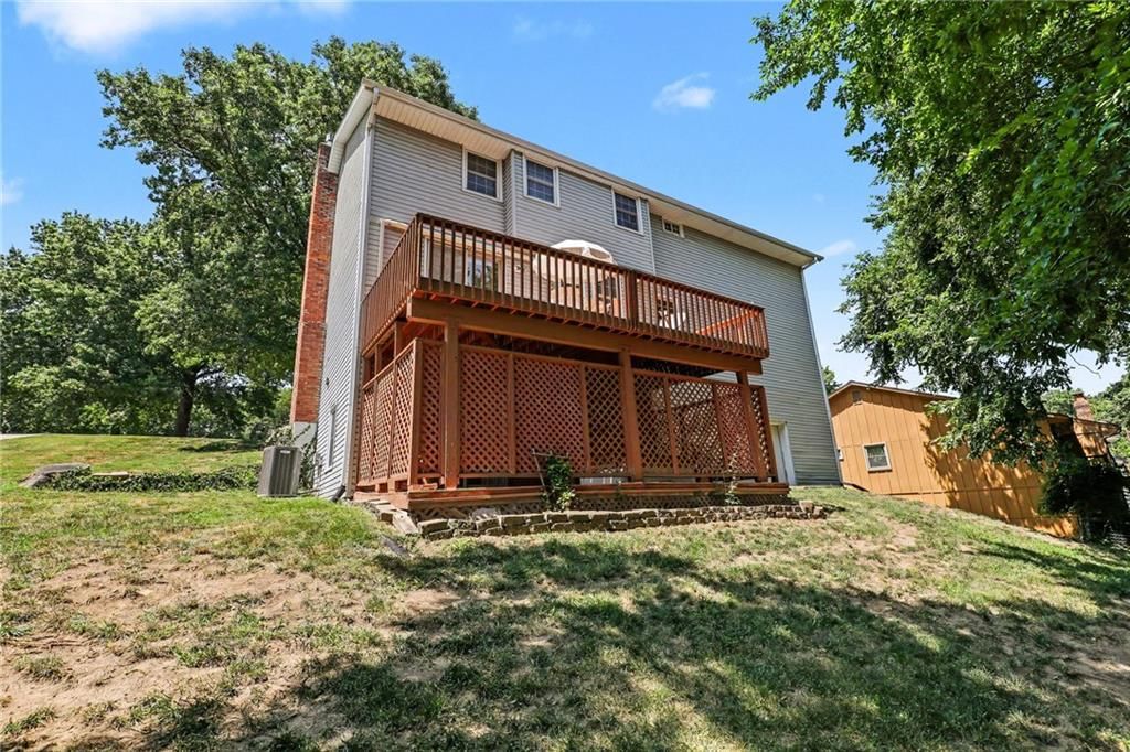 7213 N Bellefontaine Avenue — photo 17