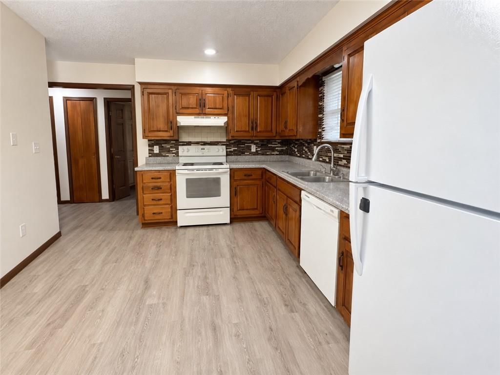 1201 N 64th Street, Kansas City, KS: listing photo 3