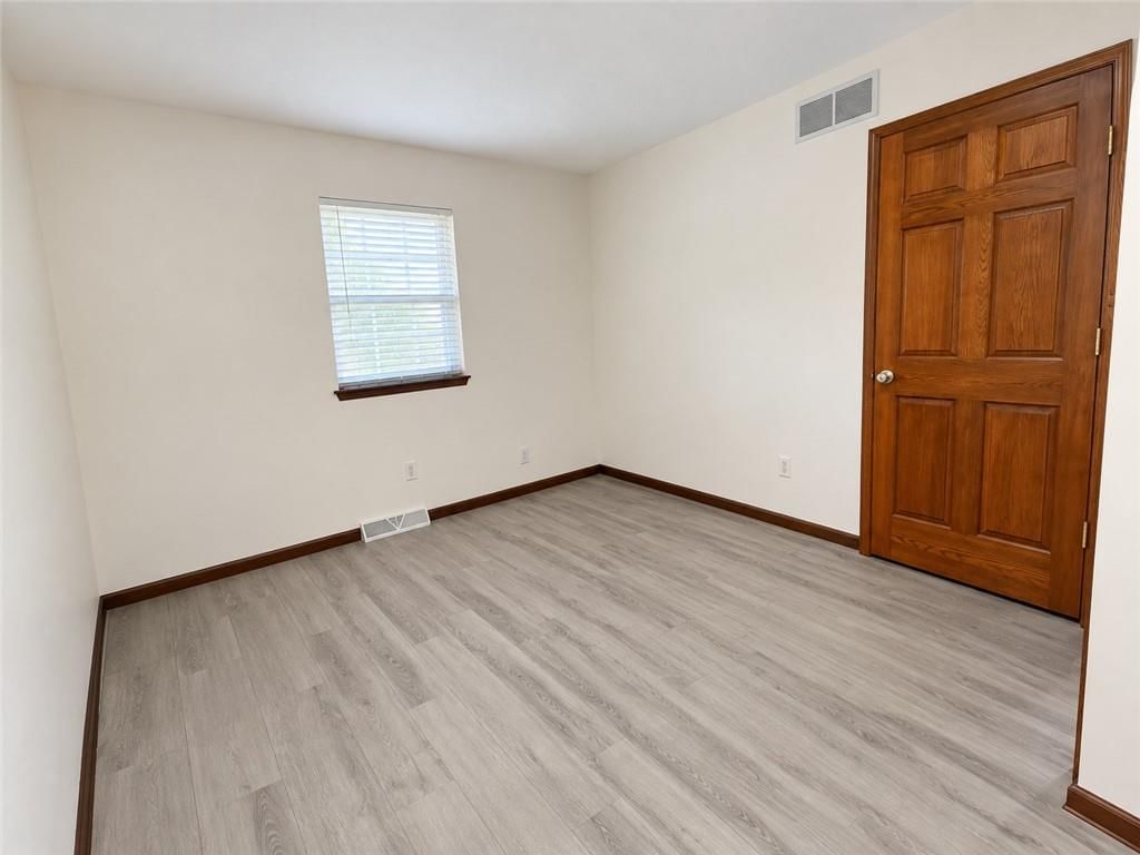 Photo 16 of 26 - 1201 N 64th Street, Kansas City, KS 66102