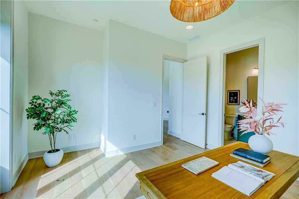 590 South Shore Drive — photo 35
