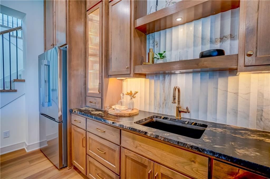 590 South Shore Drive — photo 45