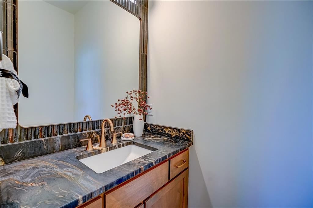 590 South Shore Drive — photo 49