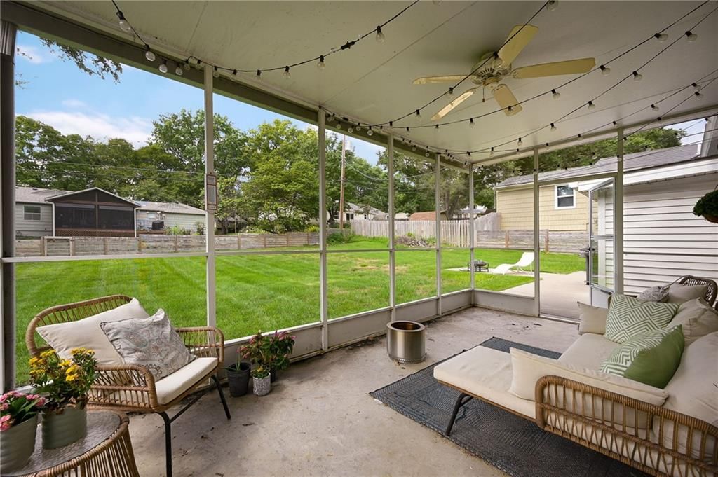 10004 Holly Street — photo 7