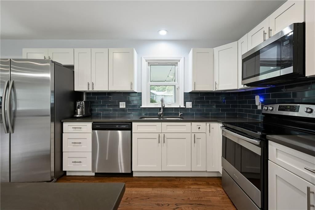 10004 Holly Street — photo 20