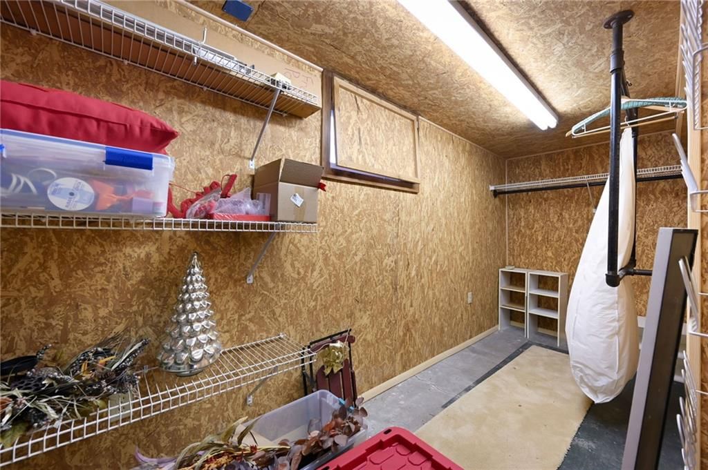 10004 Holly Street — photo 24