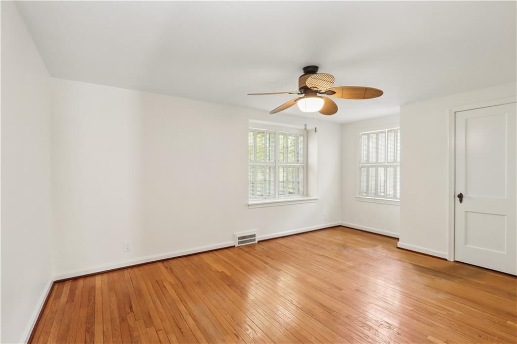 1235 W Gregory Boulevard — photo 11