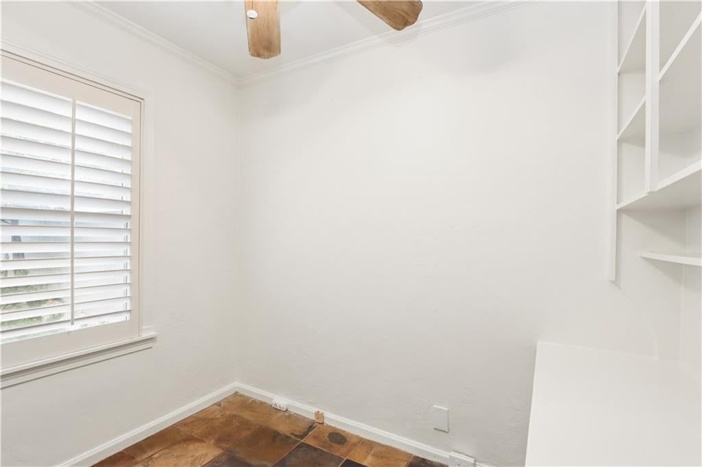 1235 W Gregory Boulevard — photo 12