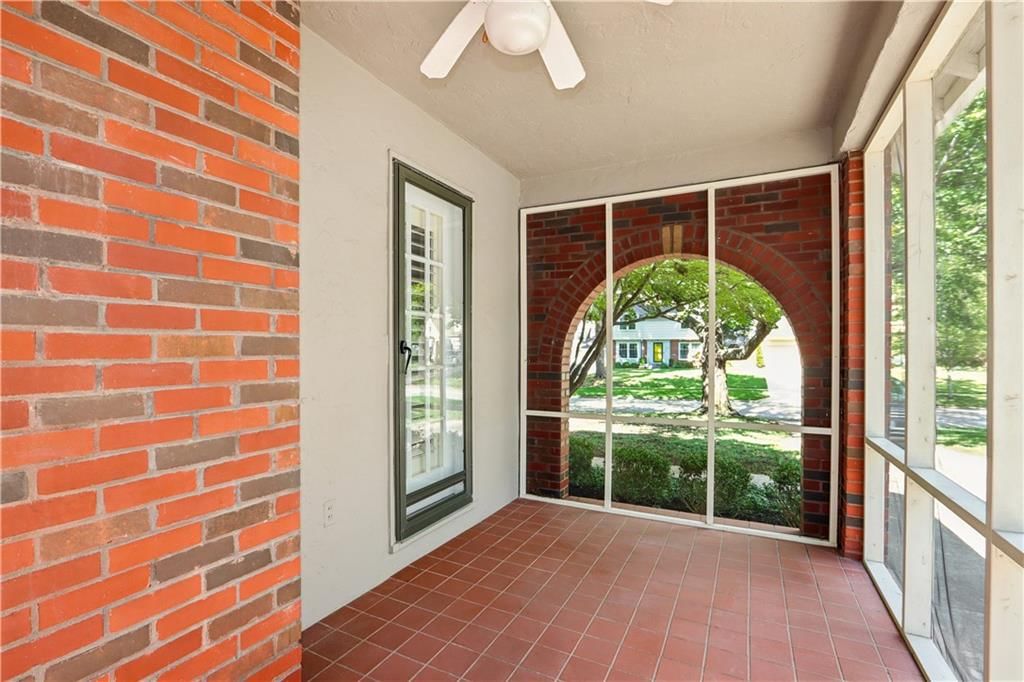 1235 W Gregory Boulevard — photo 17