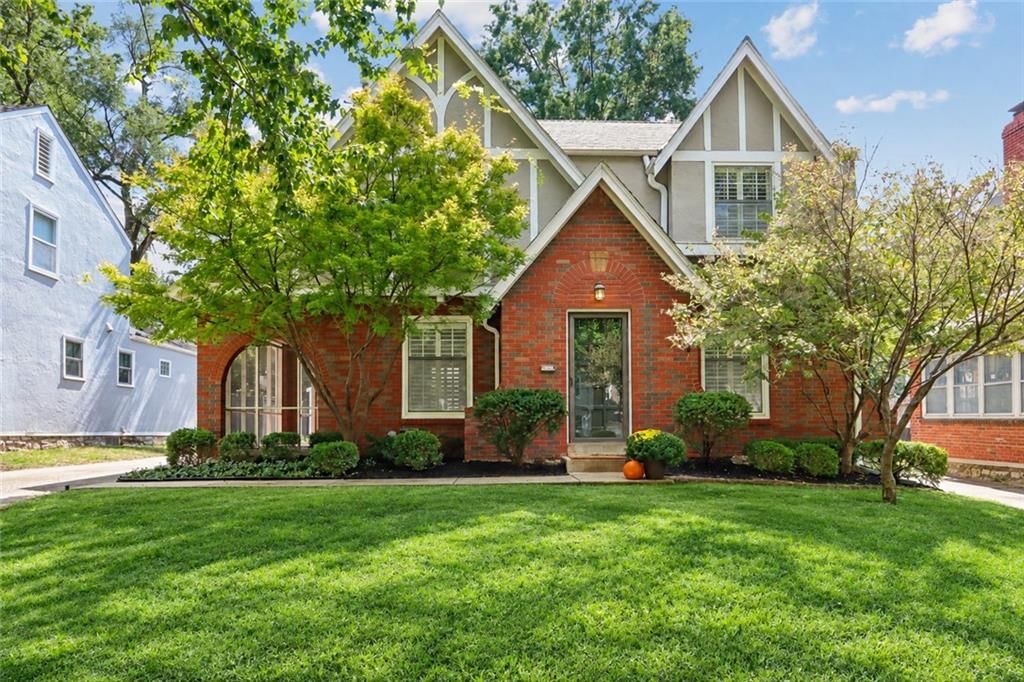 1235 W Gregory Boulevard — photo 21