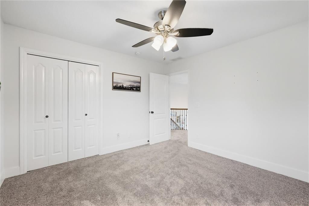 Photo 18 of 31 - 110 S Eastglen Drive, Raymore, MO 64083
