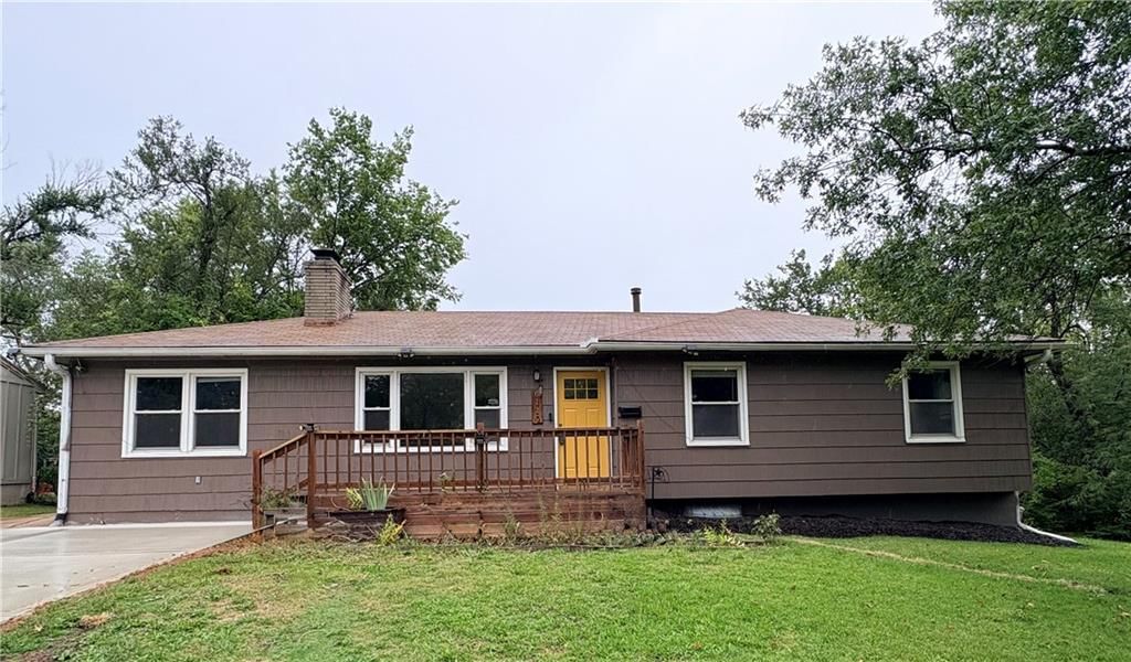 6110 E 148TH Terrace, Grandview, MO