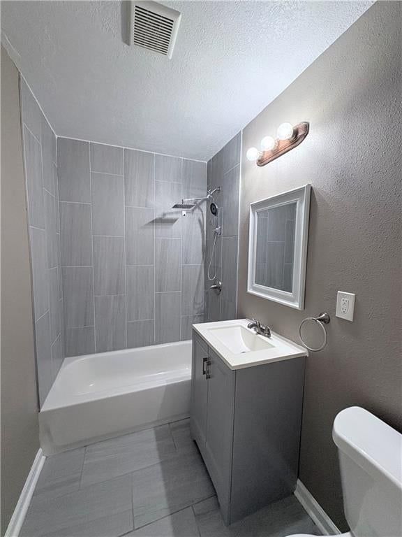 Photo 15 of 20 - 6110 E 148TH Terrace, Grandview, MO 64030