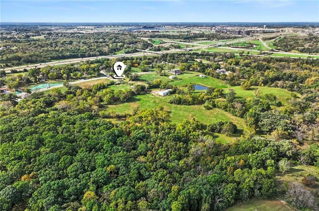 Photo 71 of 73 - 15 S 98th Street, Edwardsville, KS 66111