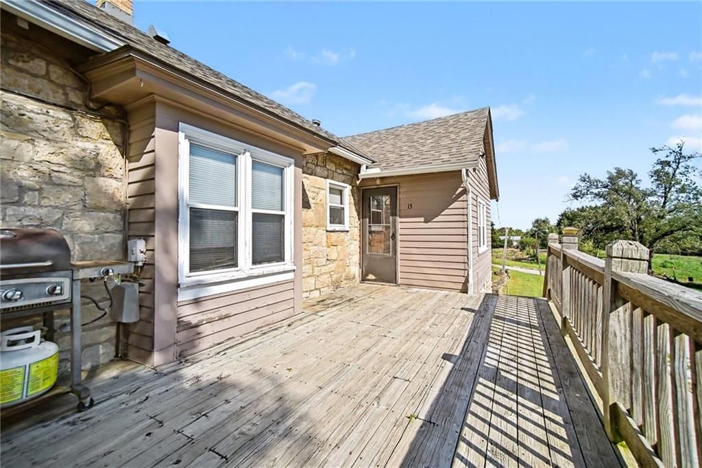 Photo 8 of 73 - 15 S 98th Street, Edwardsville, KS 66111